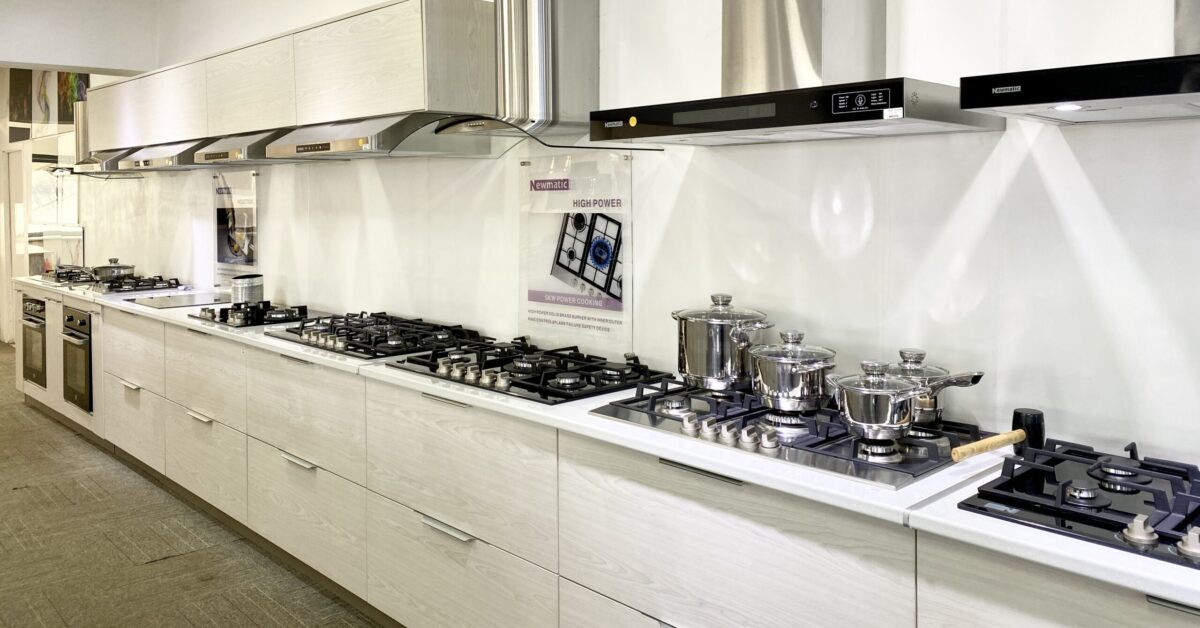 Newmatic kitchen built-in cooker hobs and chimney hoods