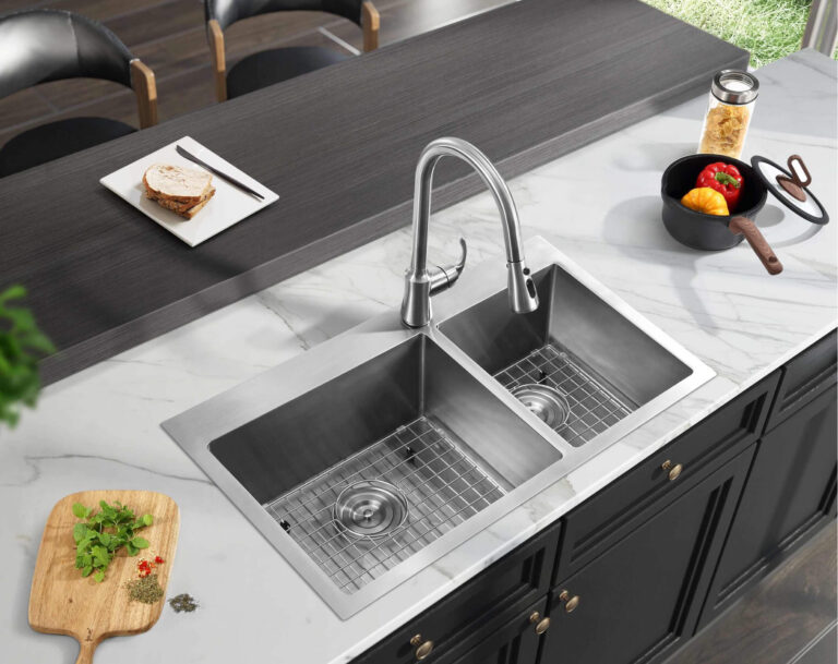 Modern and Durable Stainless Steel Kitchen Sinks